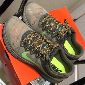 Woman 8.5 Air Zoom Terra Kiger 2